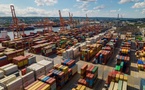 Le commerce mondial en 2025 : une résilience sous pression