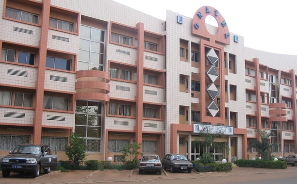 BRVM : Le titre ONATEL Burkina Faso occupe la tête du Top5 des plus fortes hausses de cours avec 6,32%.